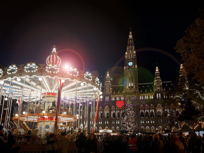 20241127 170305a 
 Christmas market at the Rathausplatz, Vienna