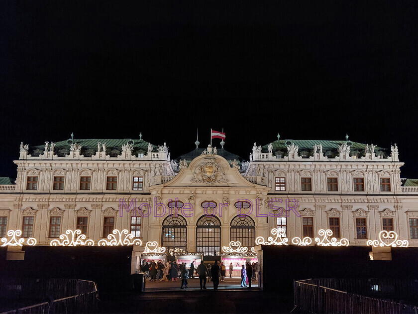 20241128 172954x 
 Belvedere Palace Christmas lights. Vienna 
 Keywords: Christmas lights